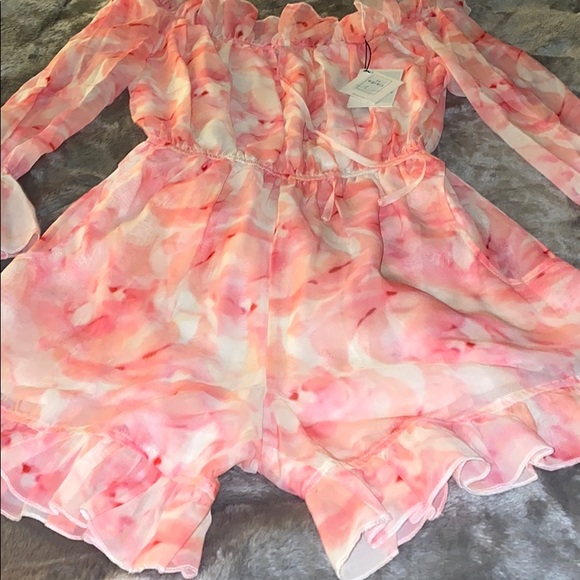 ❌ SOLD ❌ By Egreis “Sadie” Floral Ruffle Long Sleeve Romper NWT - Picture 5 of 5